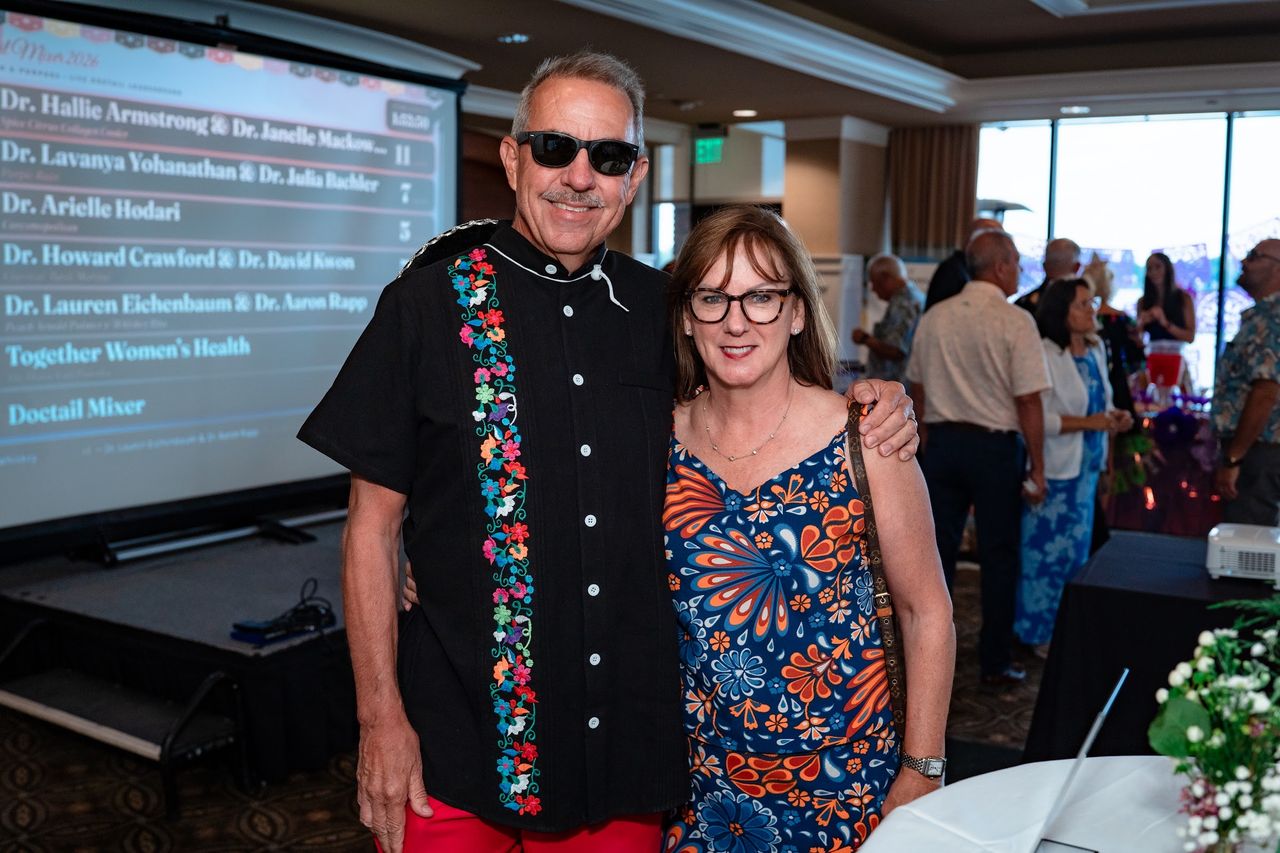 Two guests in fiesta shirts